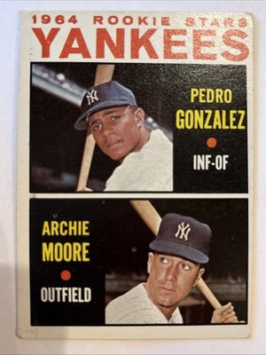 1964 Topps - High # Pedro Gonzalez, Archie Moore #581 (RC)