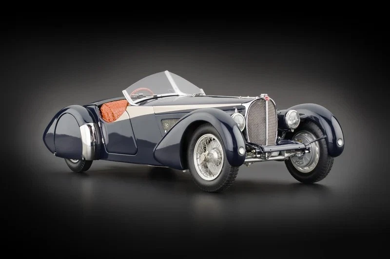 1/18 Bugatti 57 SC Corsica Roadster Award Winning Version CMC M-136 -CH010- NEU - Bild 3 von 4