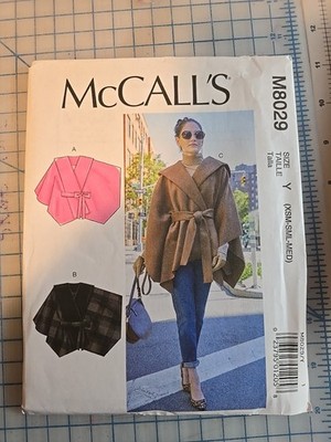 8029 McCALLS Sewing Pattern- CAPE w BELT - Sz XS/S/M, 4-14 New Uncut 