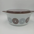 Salton Pyrex Promotional Cosmopolitan Bullseye Casserole with Lid #475- 2.5 qt.