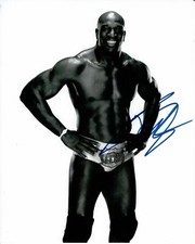 Titus O'Neil Signed 10X8 Photo WWE AFTAL COA (7030) Titus O'Neil Signed 10X8 Photo WWE AFTAL COA (7030)