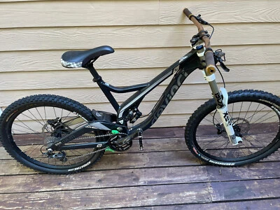 Preços baixos em Mountain Bike Devinci Bikes | eBay