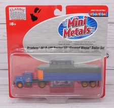 Mini-Metals 31128 Roadway Express IH R-190 Tractor & 32' Covered Wagon Set, HO