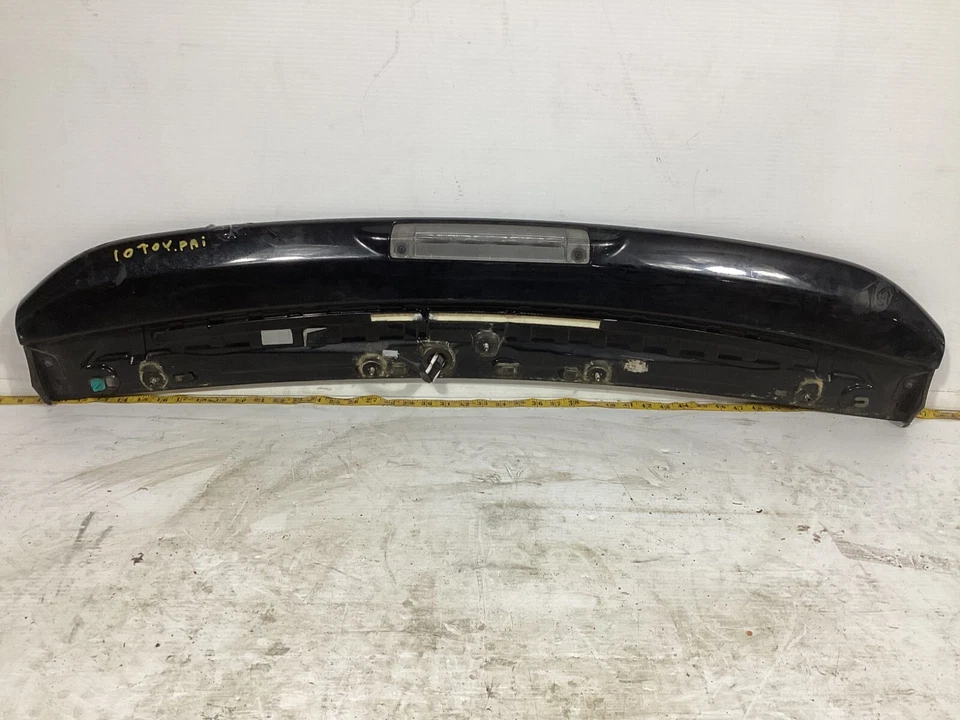 2010-2015 Toyota Prius Rear Trunk Spoiler Wing Third Brake Light 7687147040 OEM. Foto 2 de 4