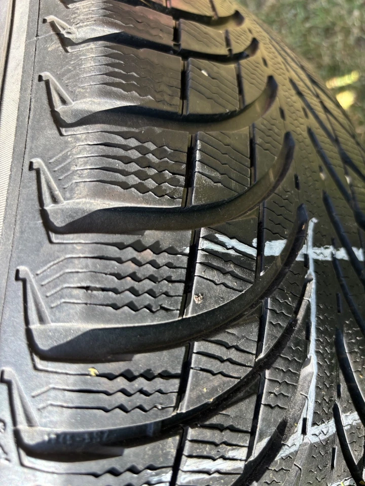 AUDI Kompletträder auf Alufelgen 1 Satz 4 Stück 19 Zoll gebraucht - Bild 4 von 4