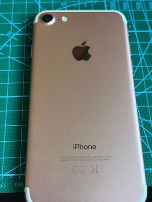 Apple iPhone 7 A1778 (GSM) 32GB Roségold ENTSPERRT Smartphone