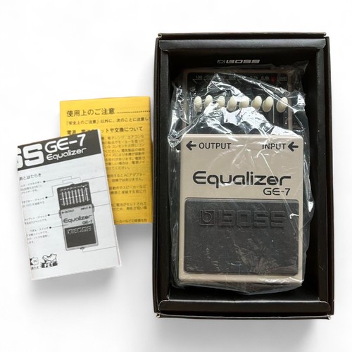 BOSS GE-7 Equalizzatore Grafico 7 Bande EQ 100Hz-6.4KHz Pedale Effetto Chitarra Nuovo - Foto 5 di 6