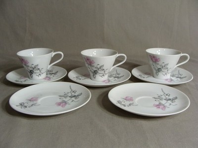 3 Harmony House China Cups & 5 Saucers In The Sophisticated Lady Pattern,Japan