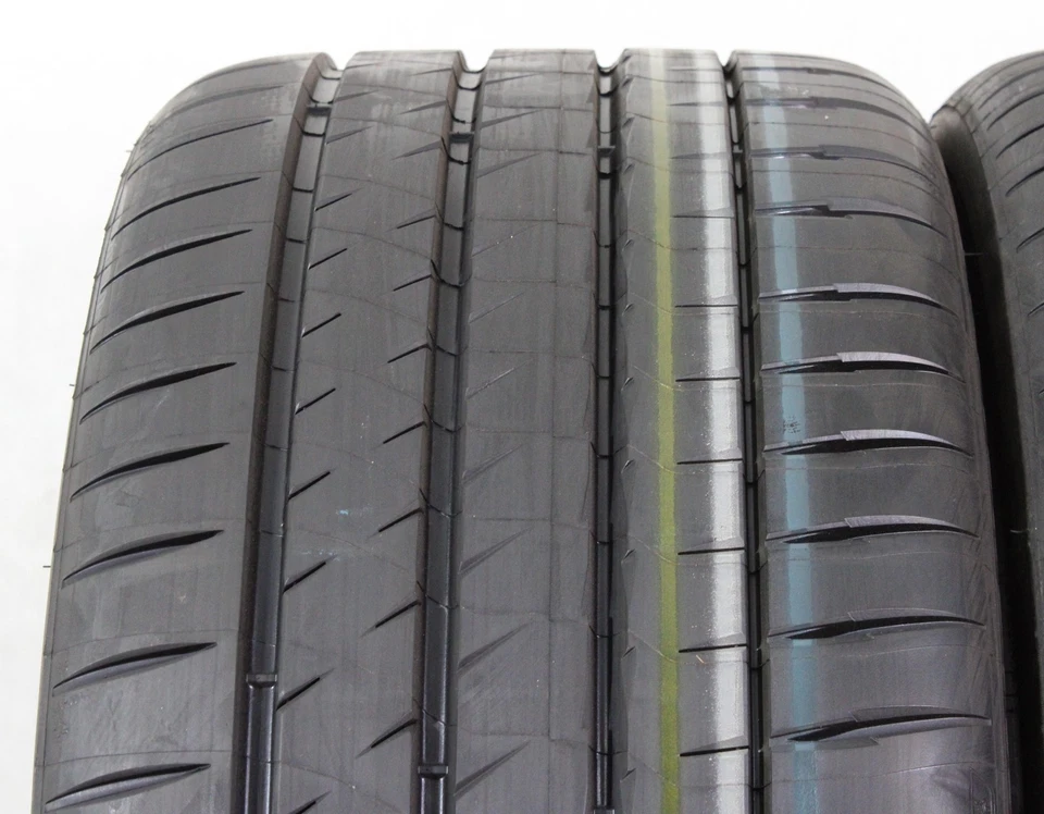 2 x 255/35R19 96Y Sommerreifen Michelin Pilot Sport 4S Volles Profil 2023 * NEU - Bild 3 von 4