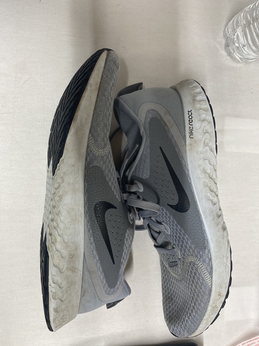 NIKE LEGEND REACT Shoes Sneakers Men\'s Size 11.5 Gray/Black Trainers Amazon.com | NIKE Men main image 4