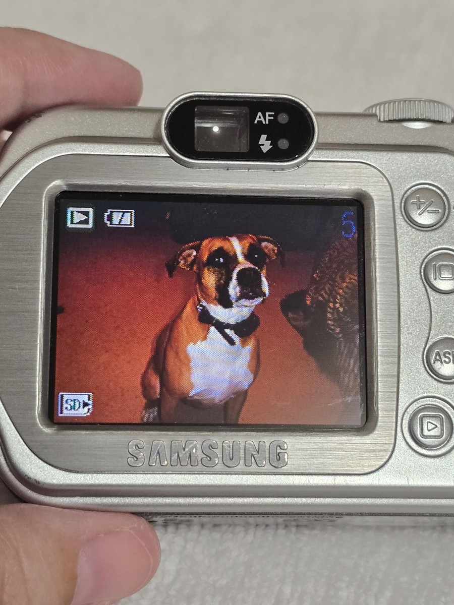 Samsung Digimax A7 7.0MP Digital Camera - Silver for sale online
