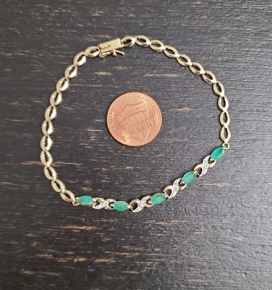 Pulsera tenis oro 10K con esmeraldas naturales y diamantes Foto 4 de 4