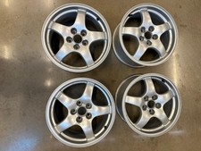 Mazda Rx7 Fd Oem 99 Wheels 17x8 17x8.5 W Center Caps Mazda Rx7 Fd Oem 99 Wheels 17x8 17x8.5 W Center Caps