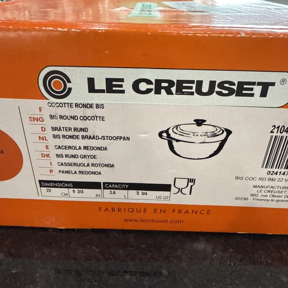 Le Creuset Cast Iron 2.75 Quart Shallow Round Dutch Oven, Flame - New Open Box - Image 4 of 4