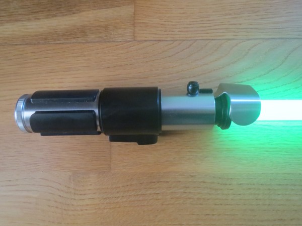 YODA LIGHTSABER FORCE FX SW-217 MASTER REPLICAS 2007 STAR WARS EPISODE 3