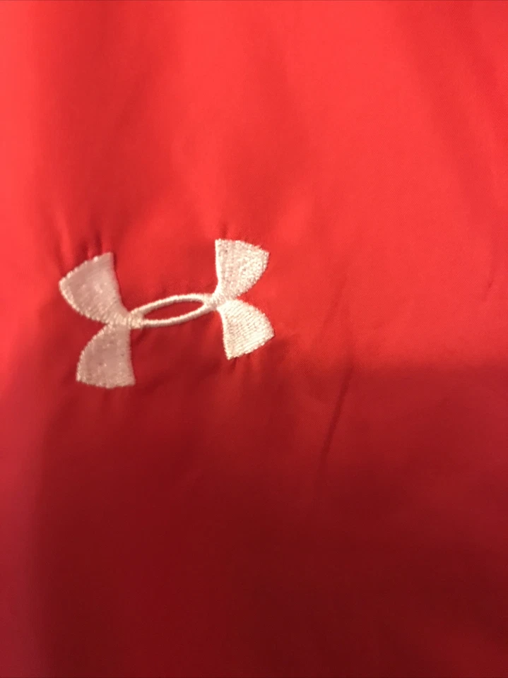 MEN Under Armour Wind  Jacket  XLT    Full Zip  RED  long sleeve big & tall - Image 4 of 4