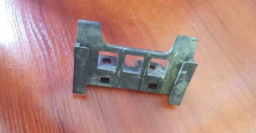 BMW E39 E38 E31 Stoßstange hinten Seitenhalter Halterung 1970389