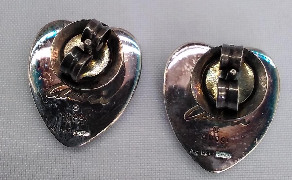 GUCCI Authentic Bee Logo Heart Earrings Silver 925 Ag925 GUCCI Authentic Bee Logo Heart Earrings Silver 925 Ag925