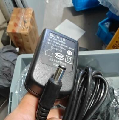 17.2V Charger Power Adapter with Plug for Leica Vacuum Cleaner VC-SD101W