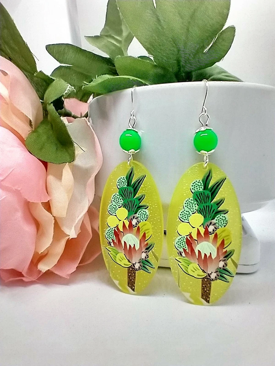 Acrylic dangle earrings shop