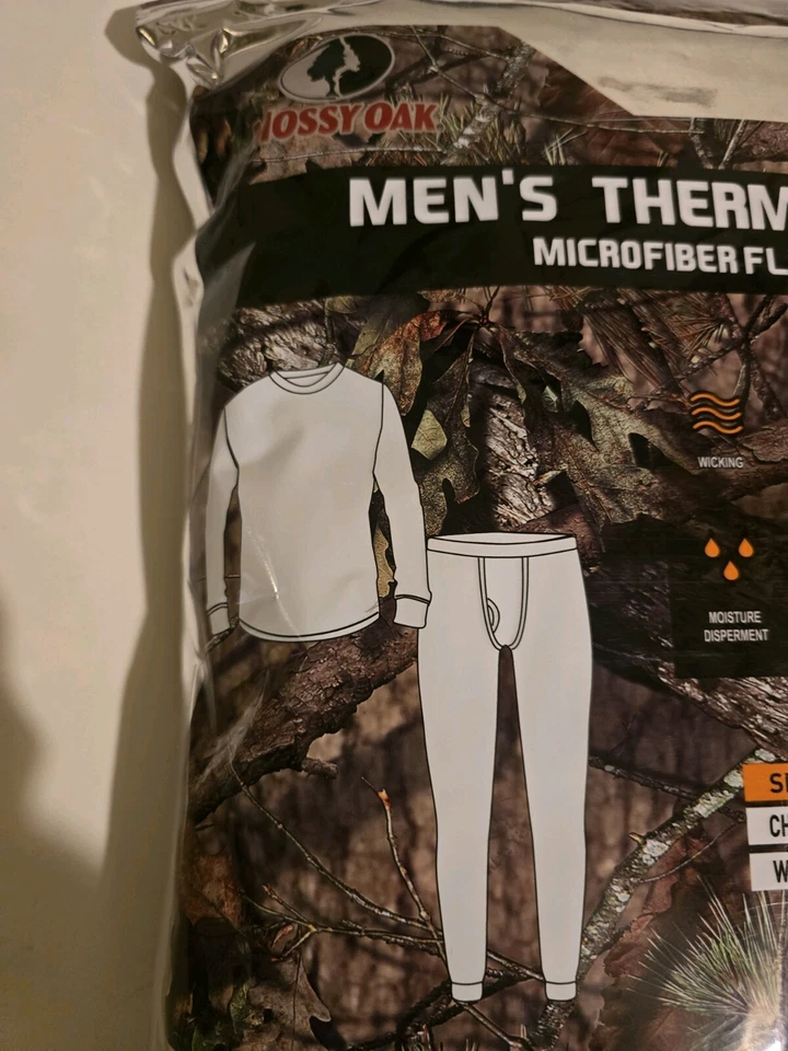 Mossy Oak Mens 2 pc. Thermal Set Grey Top and Bottom New - Image 3 of 4