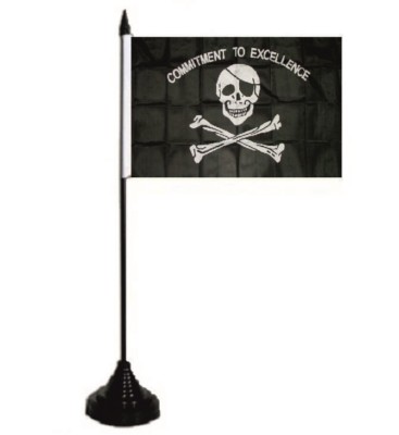 Tischflagge Pirat Commitment to Excellence Tischfahne Fahne Flagge 10 x 15 cm