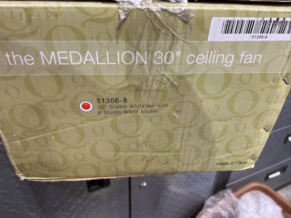 Quorum-51306-8-Studio White-30``Ceiling Fan-6 Blade #3069 - Image 3 of 3