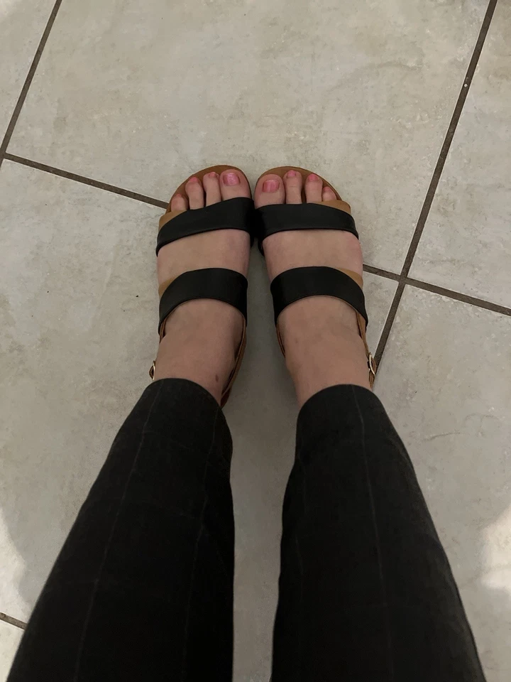 Sandalias para mujer 100 % cuero talla 9 Foto 4 de 4