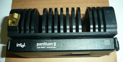 VINTAGE Intel Pentium II 266MHz SL269 P2 Slot 1 CPU Processor