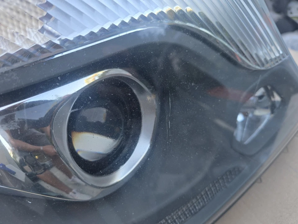 14 15 16 MERCEDES SPRINTER 2500 3500 FARO LADO DERECHO PASAJERO OCULTO OEM Foto 2 de 4