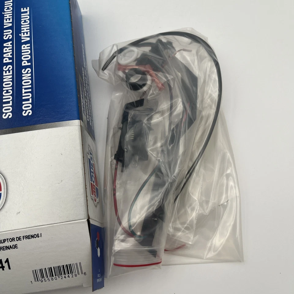 Carquest SAC4541  Premium Brake Light Switch for FORD TAURUS 2000-2007 - Image 4 of 4