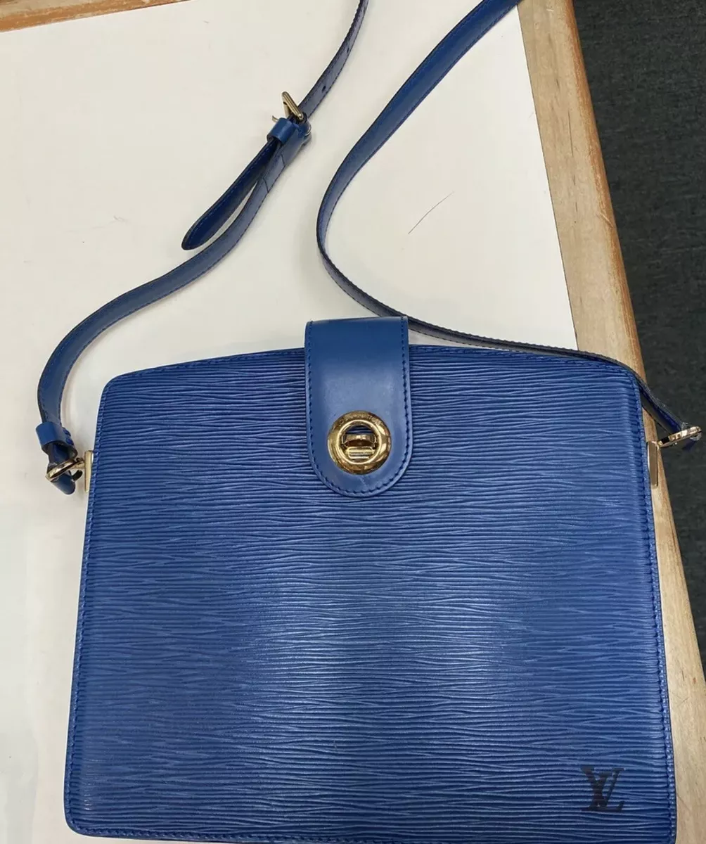 Louis Vuitton Twist Shoulder Bag in Blue Leather