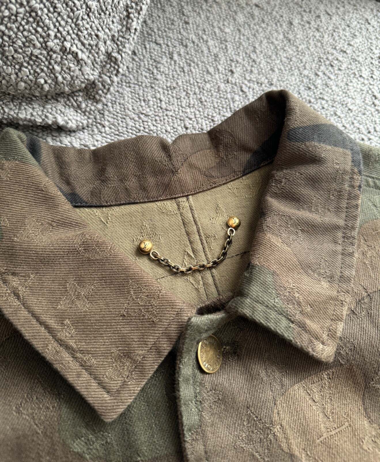 Men's Authentic LOUIS VUITTON SUPREME Camo Monogram Denim Trucker Jacket 46 S/M image 6