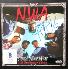 ICE CUBE SIGNED STRAIGHT OUTTA COMPTON 20TH ANNIVERSARY NWA VINYL RAPPER BAS