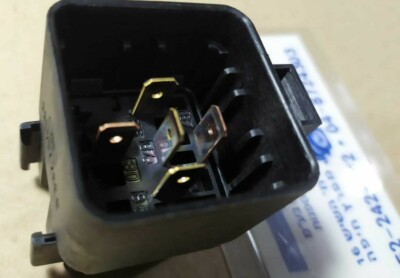 Fuel Pump Relay 12077874 GM For Buick Cadillac Chevrolet GMC 
