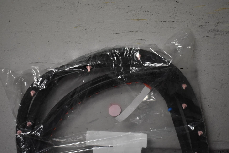 2016-2021 TOYOTA TACOMA LIMITED DOOR WEATHER STRIP FACTORY OEM - Imagem 2 de 4