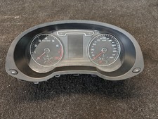 Audi Q3 8U INSTRUMENTENTAFEL Tachometer Tacho AUDI Q3 8U 2.0 125 Kw   8U0920930B