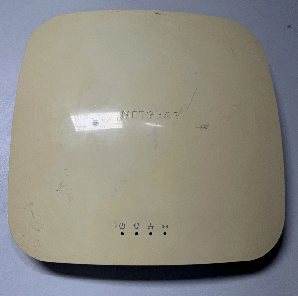 Netgear WNAP 320 300 Mbps 10/100 Wireless N Access Point Router 