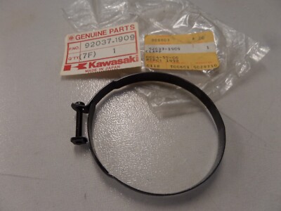 kyraさん用 NOS Kawasaki Clamp 1988-1991 KLF Bayou 200 220 250 300 Ninja