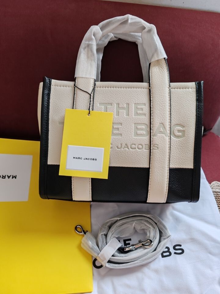 MARC JACOBS The Leather small(26cm) Tote Bag IVORY MULTI Brand New 