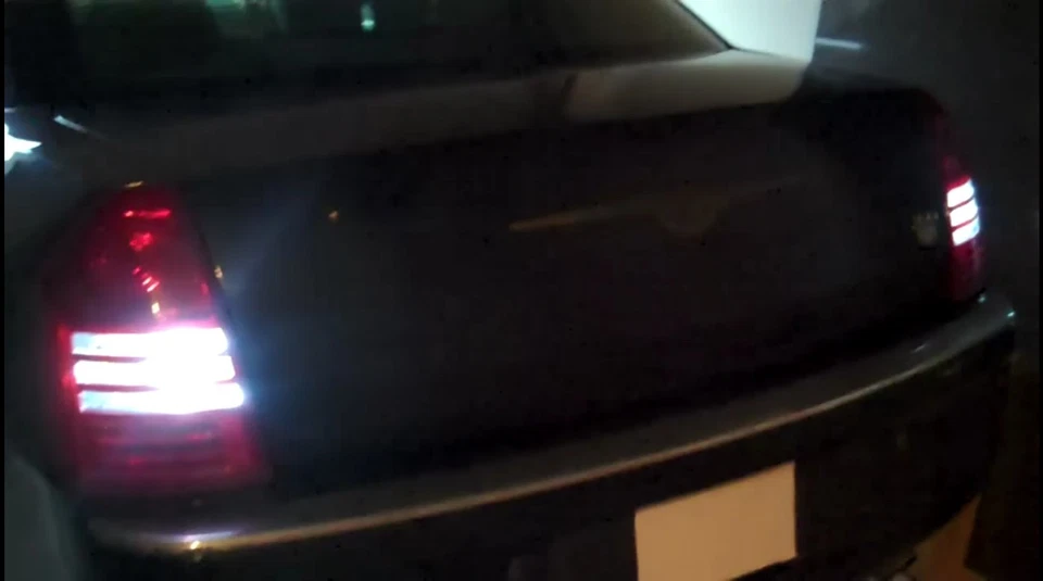 Chrysler 300C Touring 2005-2010, Limited, SRT Kit de bombilla de reversa LED Foto 2 de 2