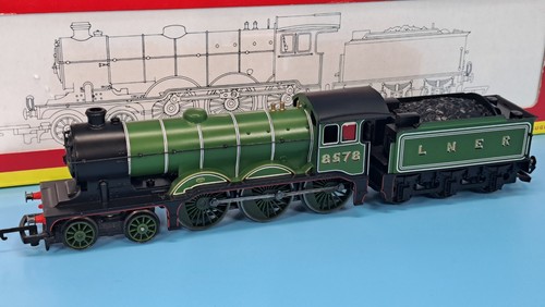 Hornby OO Gauge - R 2156B - LNER 4-6-0 Class B12/3 Locomotive '8578' - Picture 3 of 20