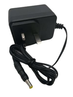 Alimentatore Diall IP54 Caricabatterie 12V Per Lampada LED Diall IP54 - Compatibile Universale, Connettori 3.5mm/1.35mm | Per Fari LED 10W, 7.4V Alimentatore Per Fari Led