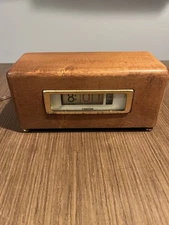 Vintage NUMECHRON TYMETER Model 900 Wood Case MCM Flip Clock Retro Atomic WORKS