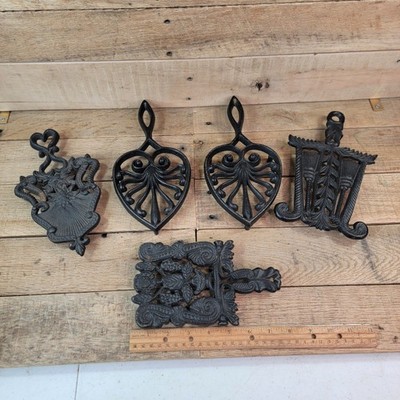 X5 VTG Cast Iron Trivets Ornate Decorative Kitchen Collectibles Farm House