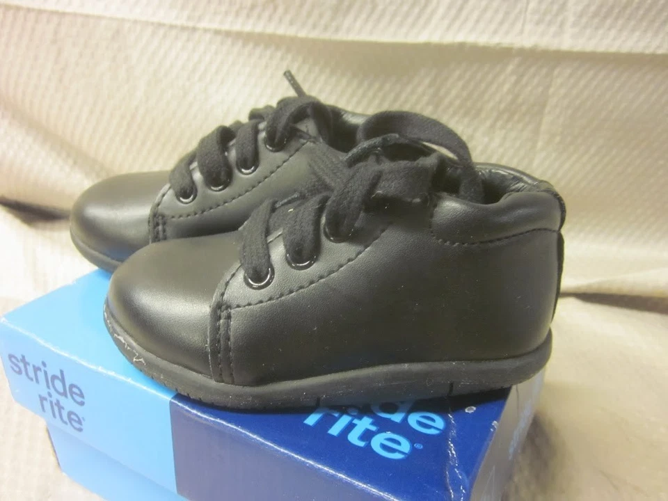 Zapatos Stride Rite SRT Elliot de cuero negro Lea para niño talla 4,5 Foto 3 de 4
