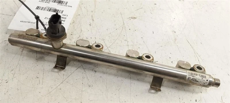 Barra de montaje de inyector de inyección de riel de combustible Hyundai Veloster 2012 2013 2014 Foto 4 de 4