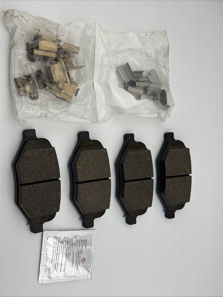 Juego de pastillas de freno delanteras Motorcraft Ford Explorer Flex Taurus BRF-1972 FB5Z-2200-E Foto 2 de 4