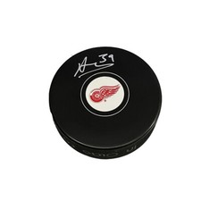 ALEX NEDELJKOVIC Signed Detroit Red Wings Puck