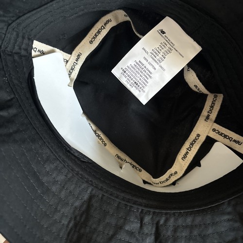 New Balance Bucket Hat Unisex Lifestyle Cap Casual Hat Black NWT LAH43013BK - Picture 5 of 7